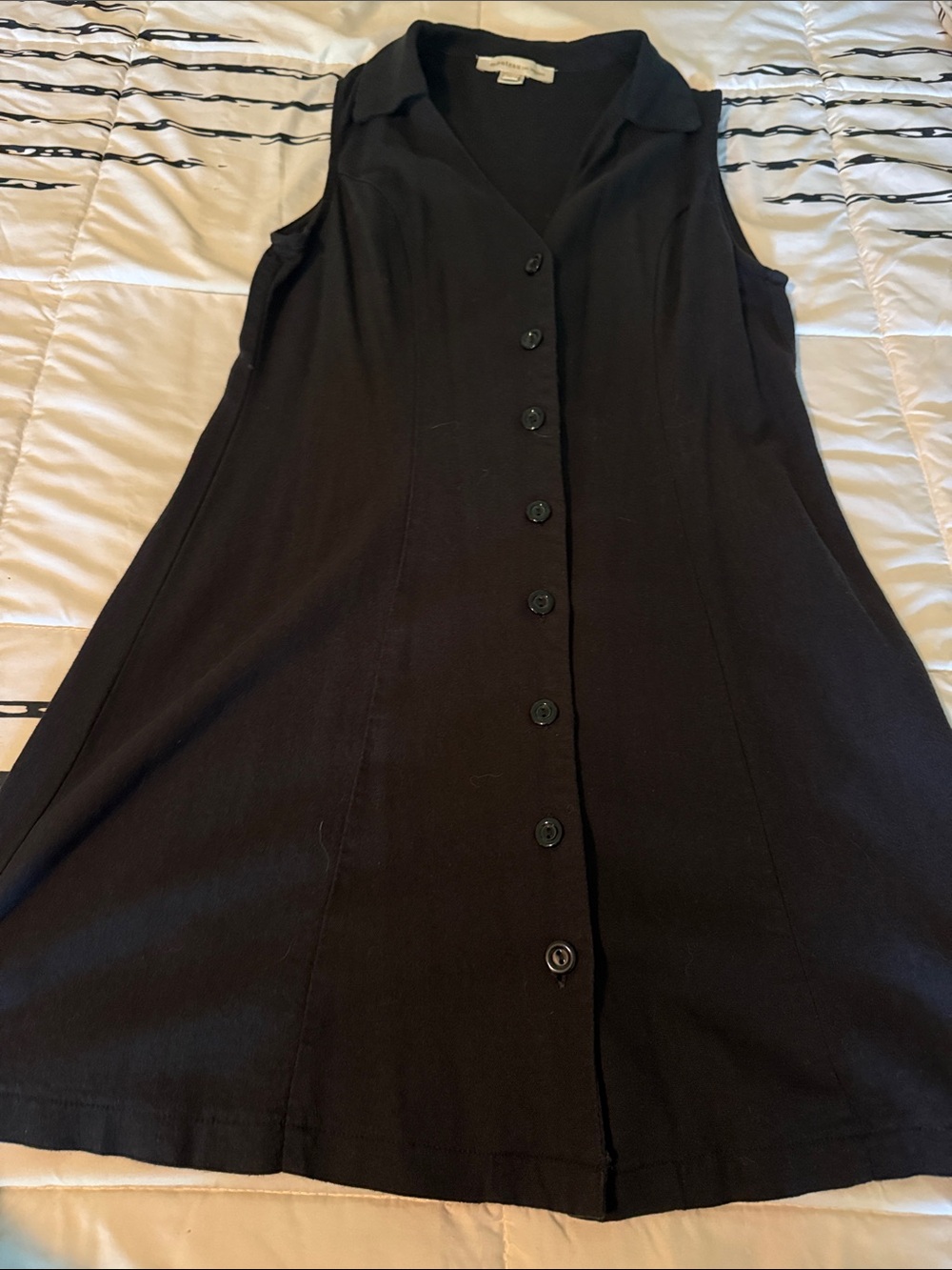 Monteau Los Angeles Sleeveless Black Button-Front A-Line Dress - Picture 2 of 7